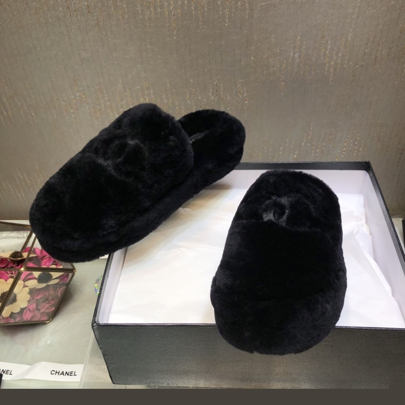 Ch*el slippers